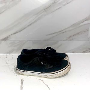 Vans black/white  ( Size 3 youth)